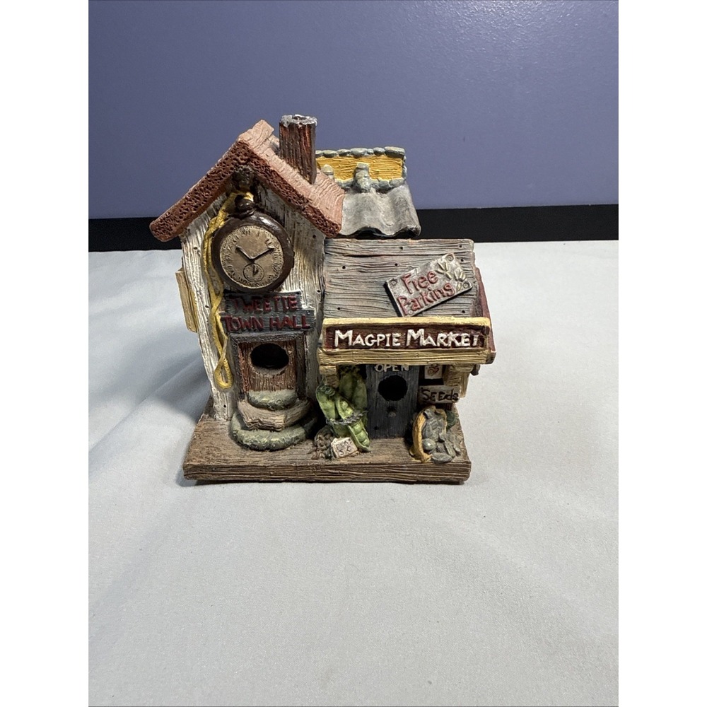 Vintage FIGI Graphics Town Square Birdhouse Tweetie Town Hall Magpie Market 1997